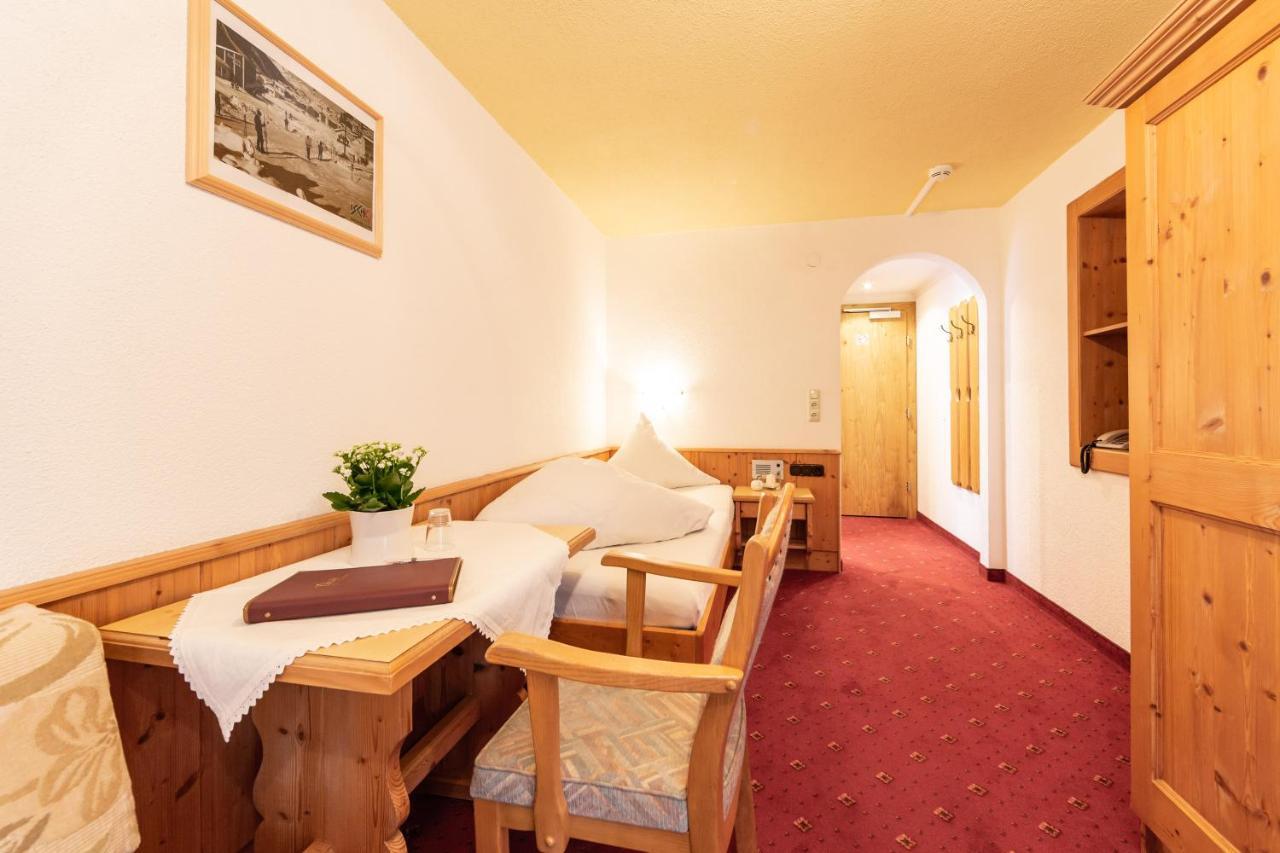 Hotel Garni Tyola Ischgl Exterior photo
